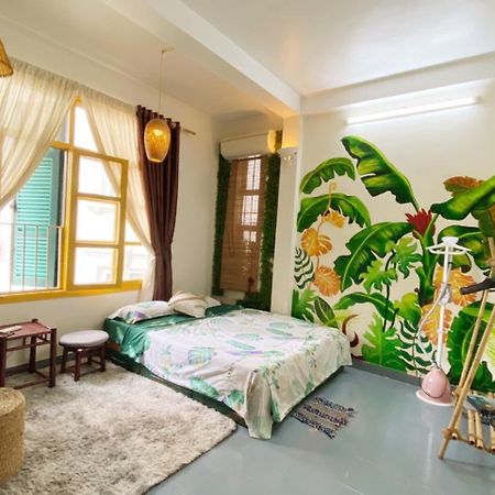 Luna Old Quarter Homestay Room #3 Hanoi Bagian luar foto
